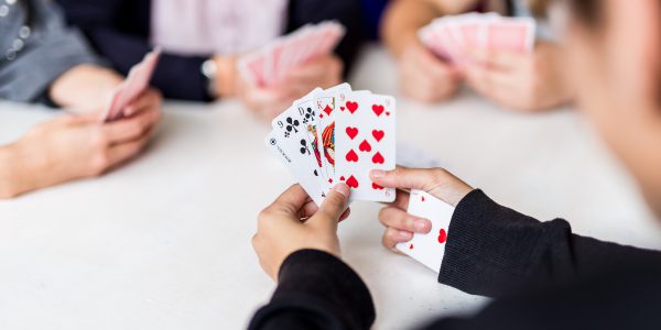 Karten spielen